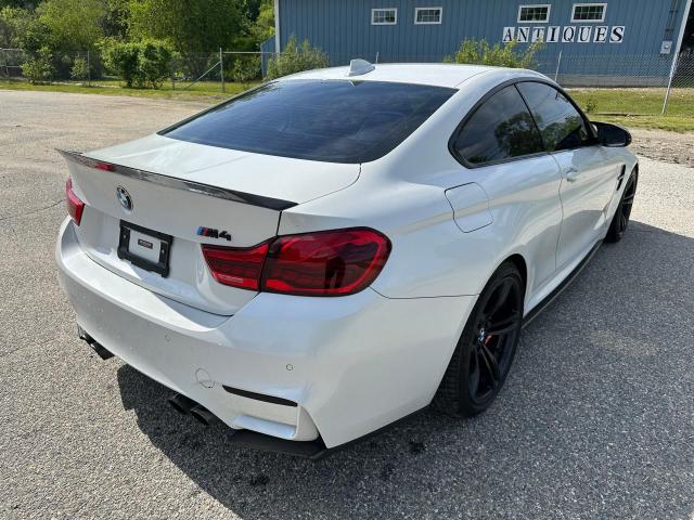 Coupet BMW M4 2015 Biały