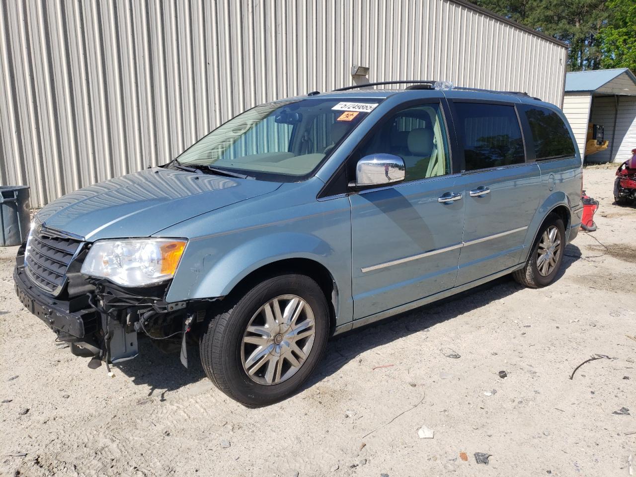 2010 Chrysler Town & Country Limited en Venta en Seaford, DE - Front End