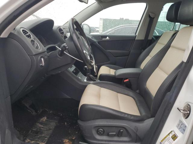  VOLKSWAGEN TIGUAN 2016 Biały