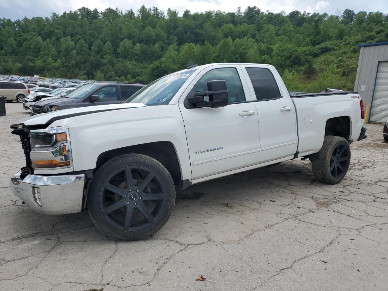 2017 Chevrolet Silverado K1500 Lt en Venta en Hurricane, WV - Undercarriage