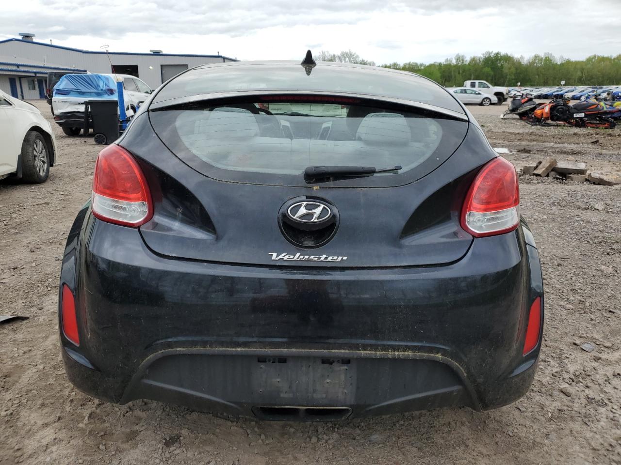2013 Hyundai Veloster VIN: KMHTC6AD2DU095714 Lot: 56798665
