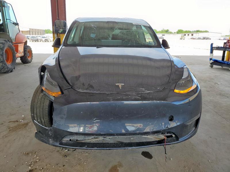 TESLA MODEL Y 2024 Szary