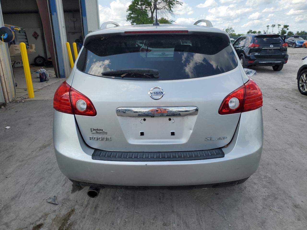 2011 Nissan Rogue S VIN: JN8AS5MV2BW660451 Lot: 59211255