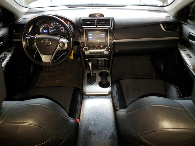  TOYOTA CAMRY 2014 Серебристый