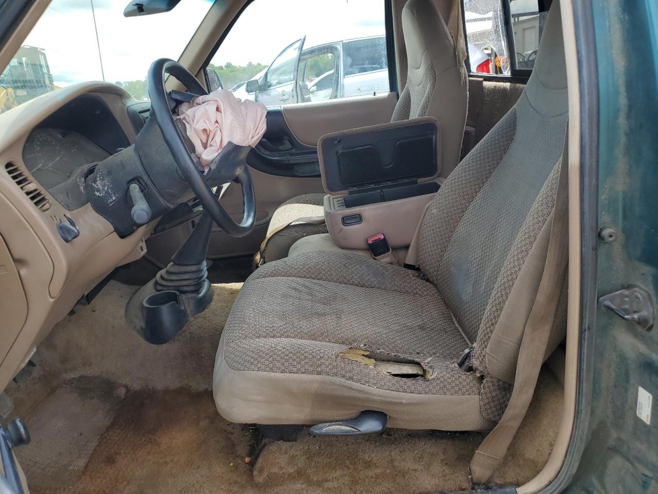 1998 Ford Ranger VIN: 1FTYR10C1WUA87479 Lot: 56671435