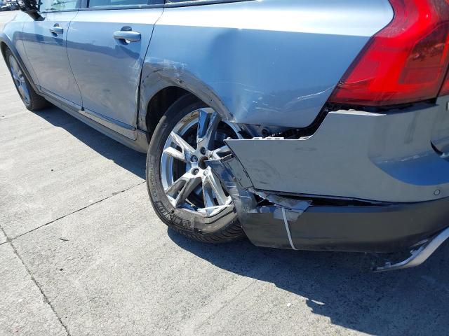2018 VOLVO V90 CROSS