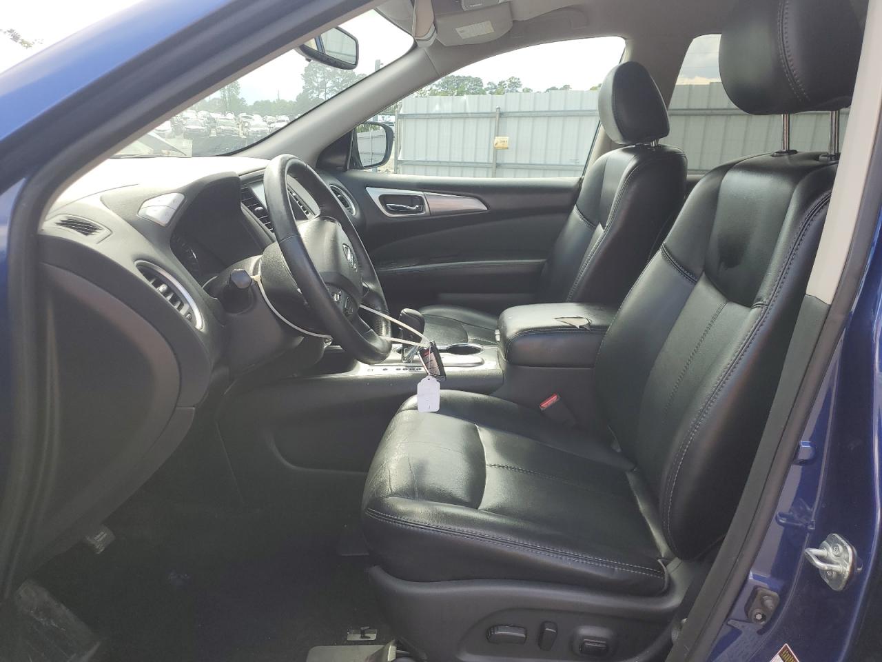 2019 Nissan Pathfinder S VIN: 5N1DR2MN3KC610190 Lot: 56862235