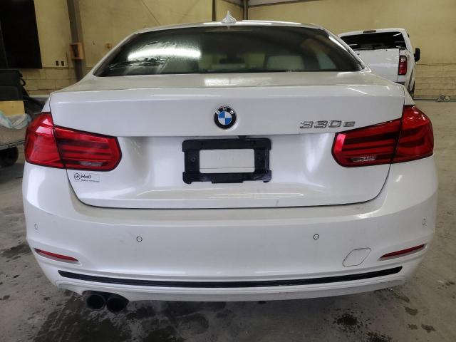  BMW 3 SERIES 2017 Белы