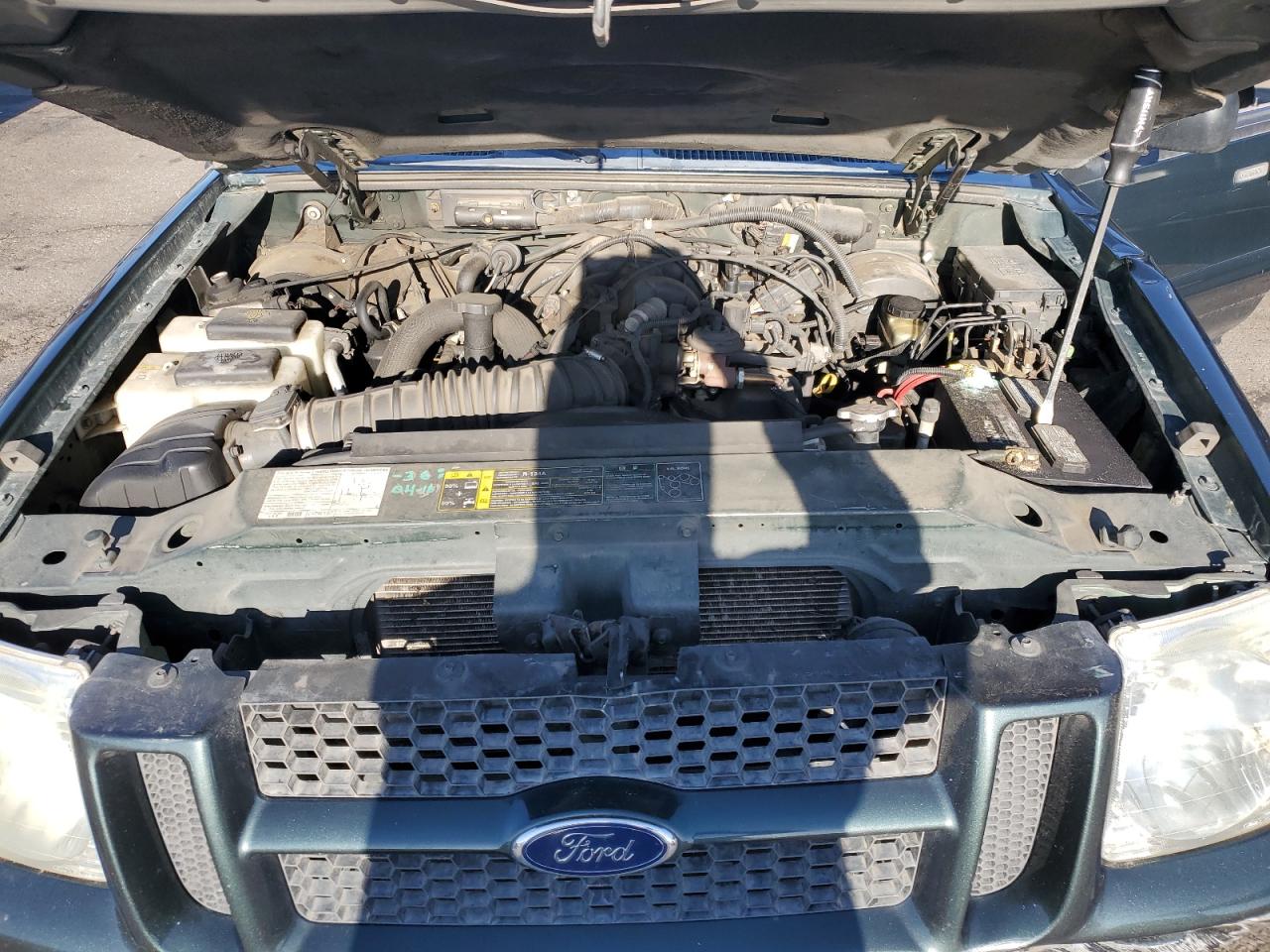 2004 Ford Explorer Sport Trac VIN: 1FMDU77K04UB85358 Lot: 55636625