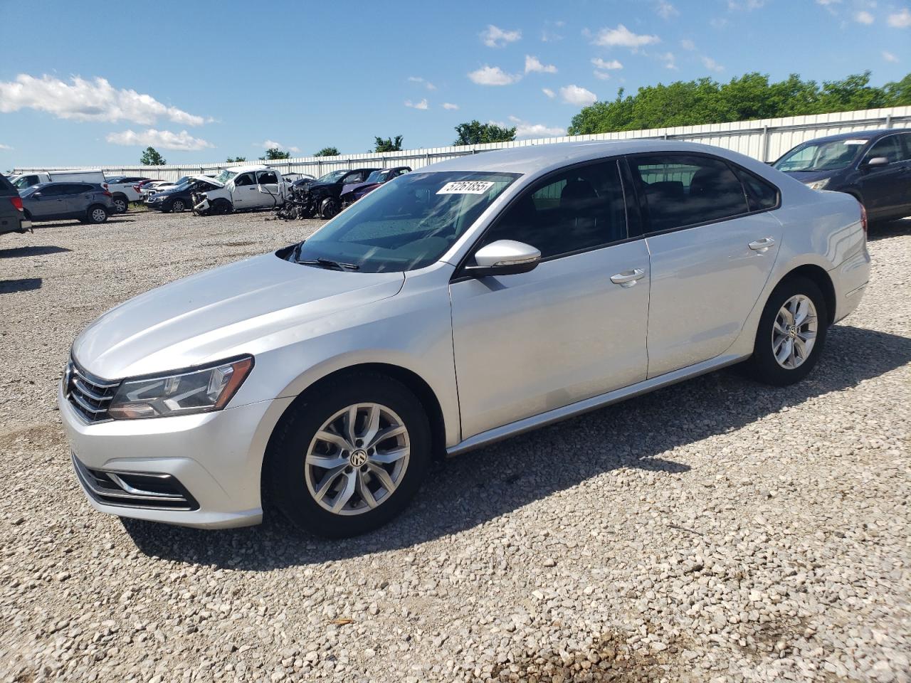 2018 Volkswagen Passat S იყიდება Earlington-ში, KY - Hail