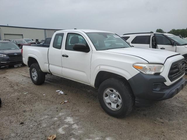  TOYOTA TACOMA 2018 Белы