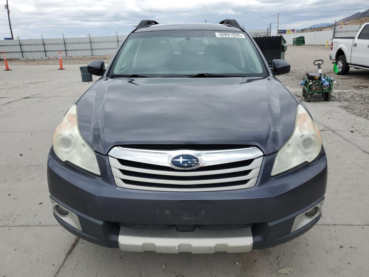 2011 Subaru Outback 2.5I Limited VIN: 4S4BRCKC8B3370195 Lot: 56891635