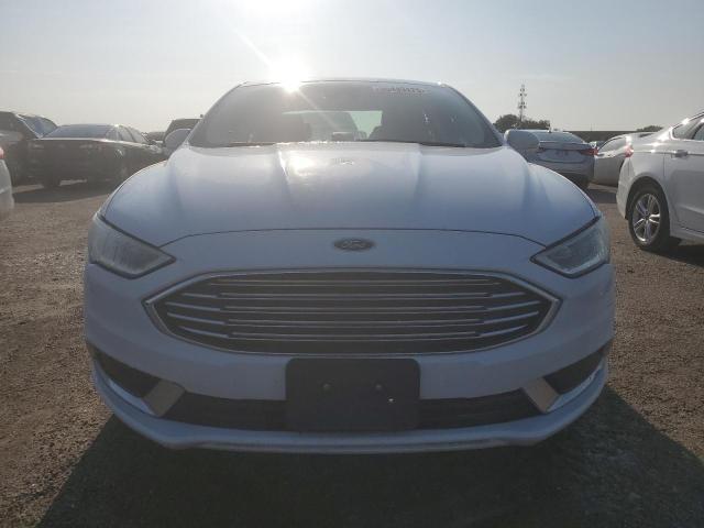  FORD FUSION 2018 Белый