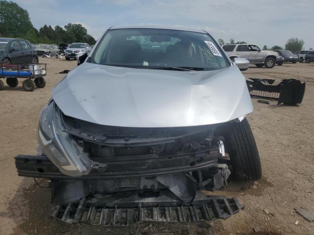  NISSAN SENTRA 2017 Серебристый