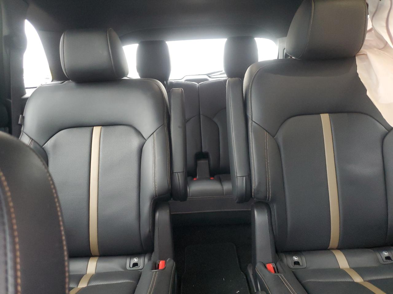 2024 Mazda Cx-90 Premium VIN: JM3KKDHC5R1109786 Lot: 57706515
