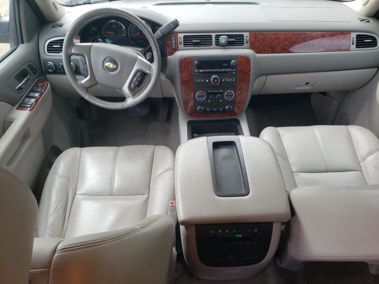 2013 Chevrolet Suburban K1500 Lt VIN: 1GNSKJE70DR206572 Lot: 56277455