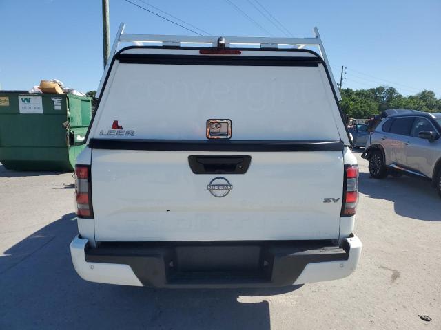  NISSAN FRONTIER 2024 Biały