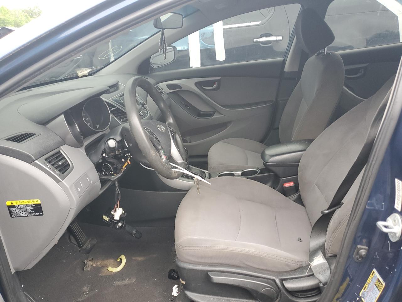 5npdh4ae3gh775370 5NPDH4AE3GH775370 2016 Hyundai Elantra Se