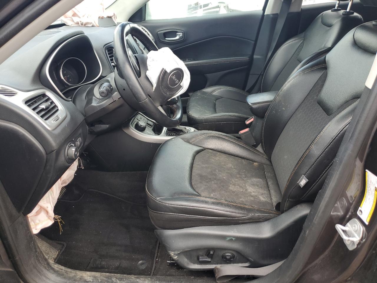 2018 Jeep Compass Latitude VIN: 3C4NJDBB8JT253113 Lot: 59059225