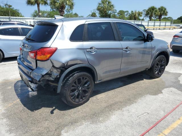  MITSUBISHI OUTLANDER 2018 Szary