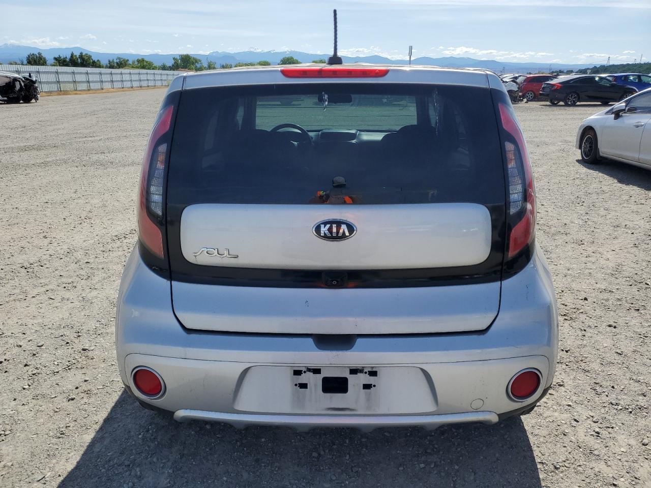 2018 Kia Soul + VIN: KNDJP3A51J7527663 Lot: 56901455