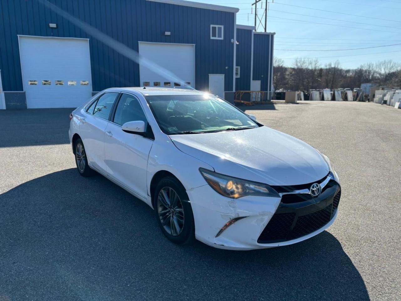 2017 Toyota Camry Le იყიდება North Billerica-ში, MA - Normal Wear