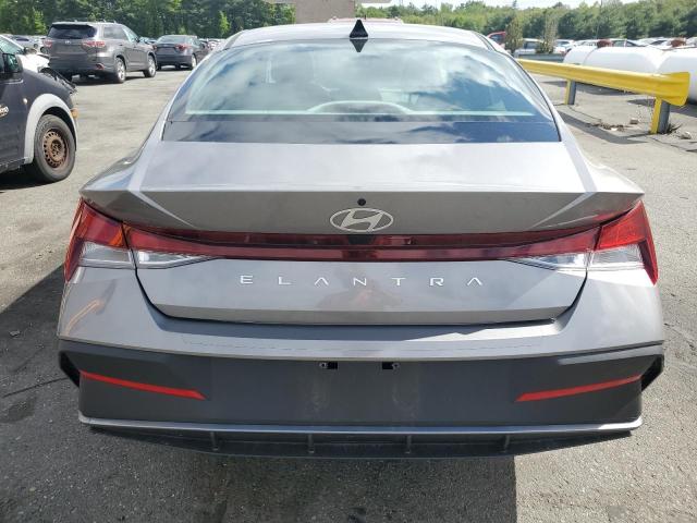  HYUNDAI ELANTRA 2024 Серебристый