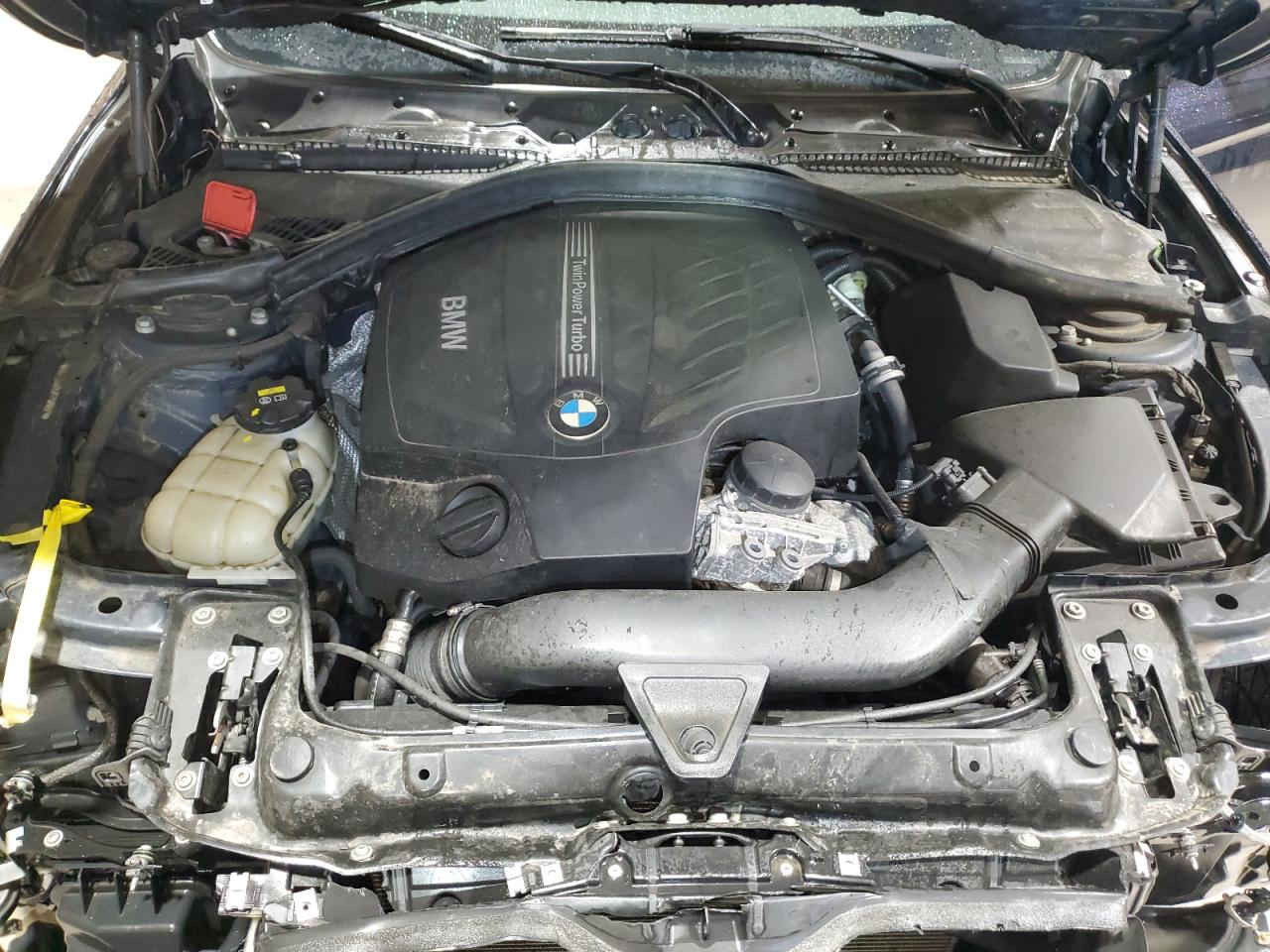 2015 BMW 335 Xi VIN: WBA3B9C52FF589221 Lot: 58531965