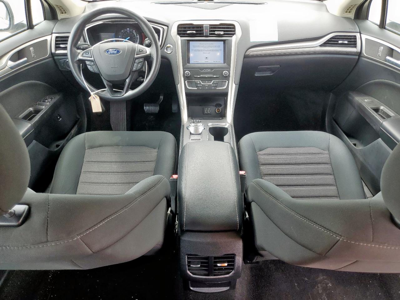 2019 Ford Fusion Se VIN: 3FA6P0LU4KR263976 Lot: 54066175