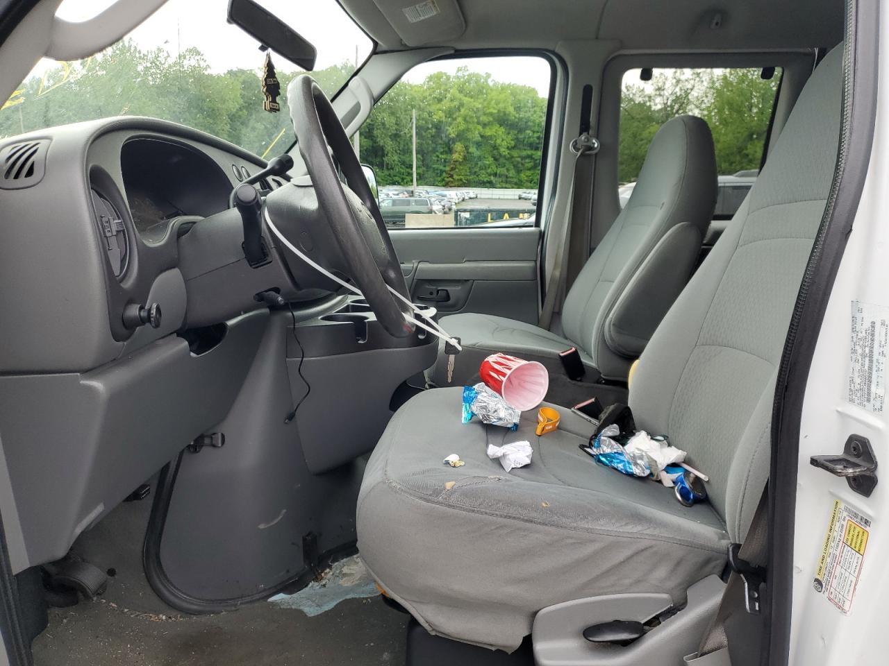 2008 Ford Econoline E350 Super Duty Wagon VIN: 1FBNE31LX8DB50787 Lot: 58063195