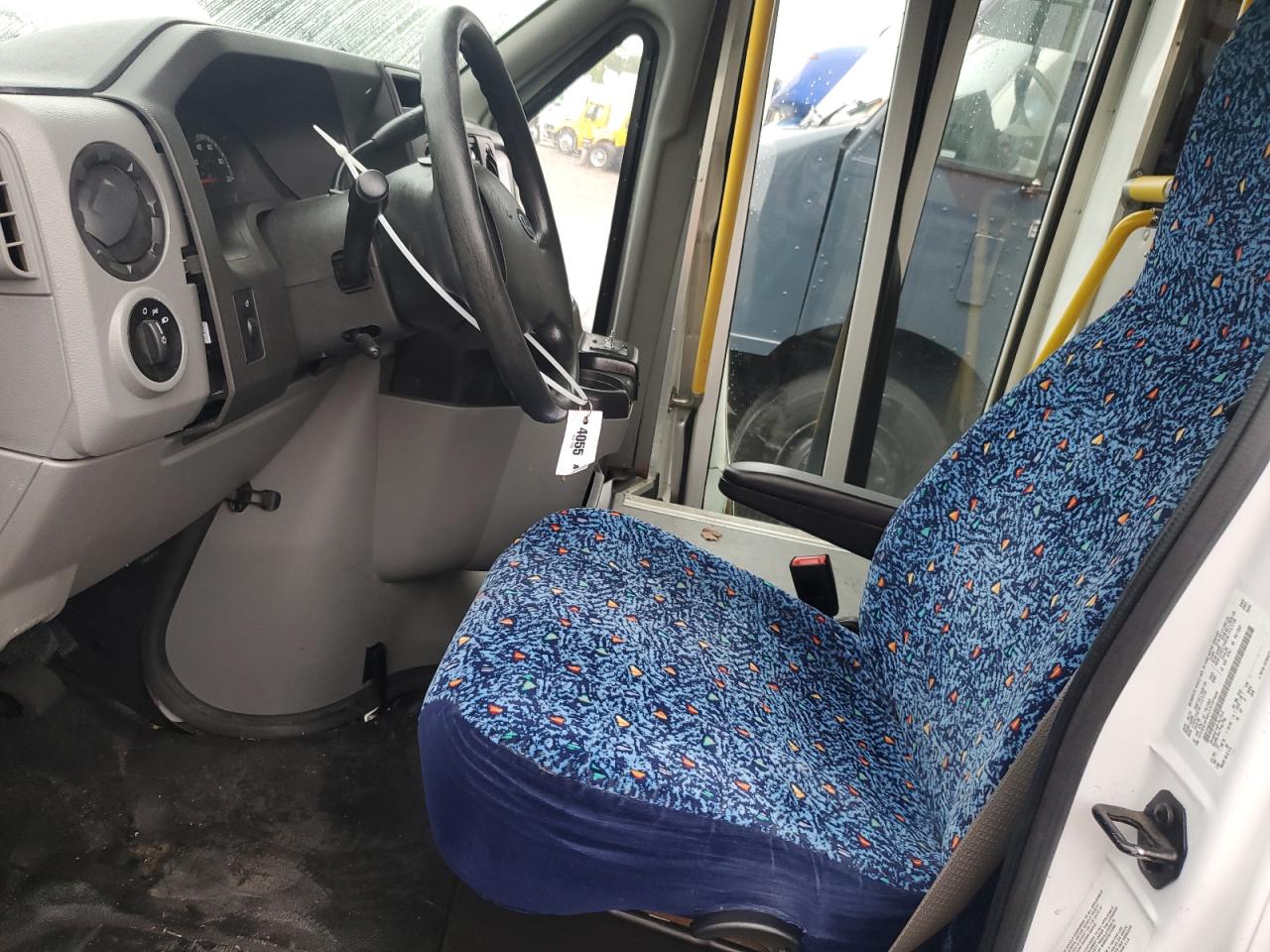 2016 Ford Econoline E350 Super Duty Cutaway Van VIN: 1FDEE3FS8GDC57908 Lot: 56699765