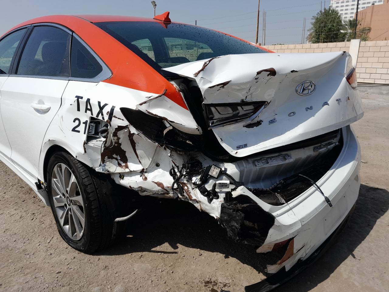 5NPE24AF2JH661933 - 2017 Hyundai sonata - #58691305