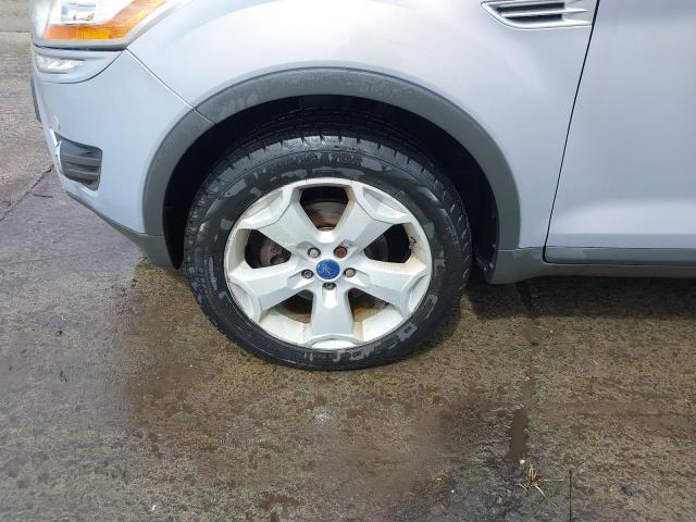 2011 FORD KUGA TITAN