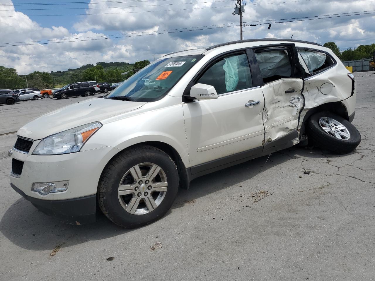 2011 Chevrolet Traverse Lt for Sale in Lebanon, TN - Rear End