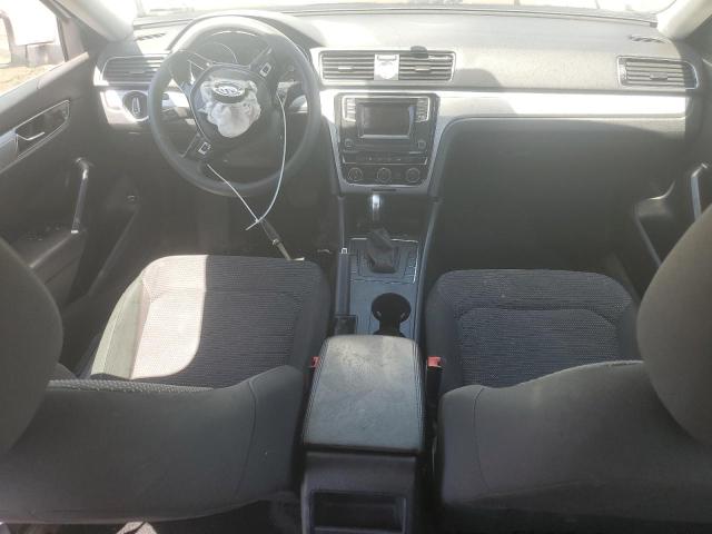  VOLKSWAGEN PASSAT 2017 Srebrny
