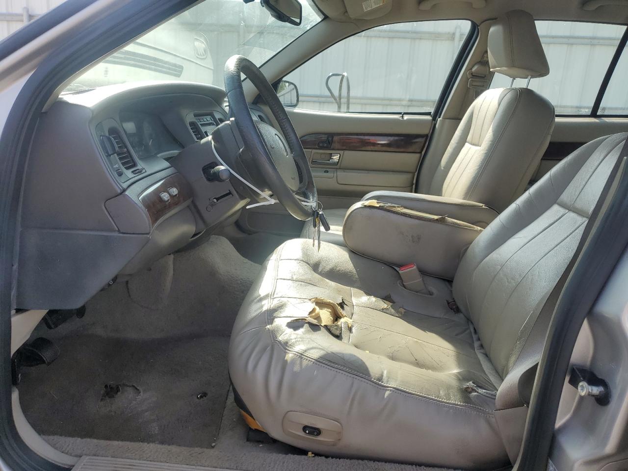 2007 Mercury Grand Marquis Ls VIN: 2MEFM75VX7X636026 Lot: 56955255