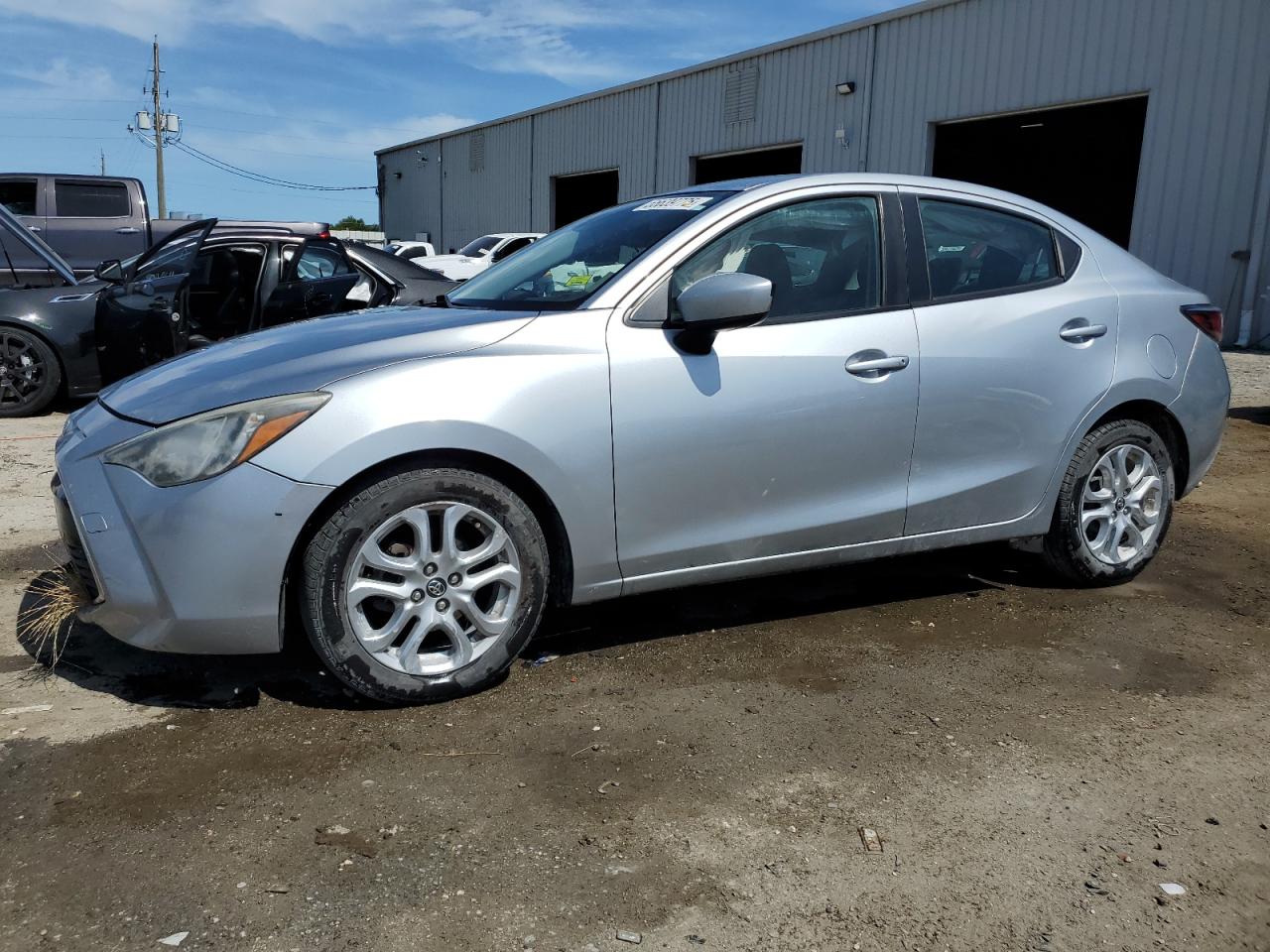 2018 Toyota Yaris Ia de vânzare în Jacksonville, FL - Side