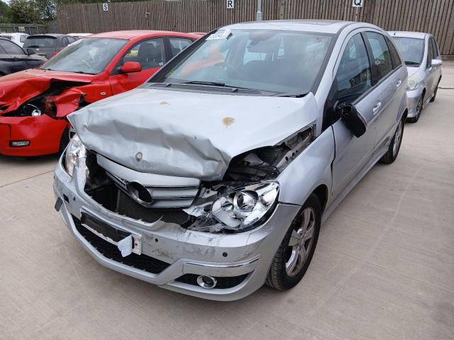 2009 MERCEDES BENZ B150 SE CV