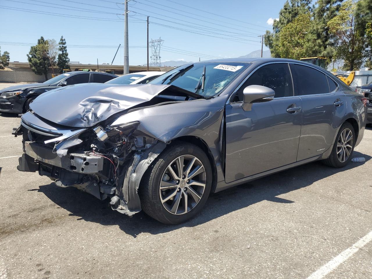 2016 Lexus Es 300H იყიდება Rancho Cucamonga-ში, CA - Front End