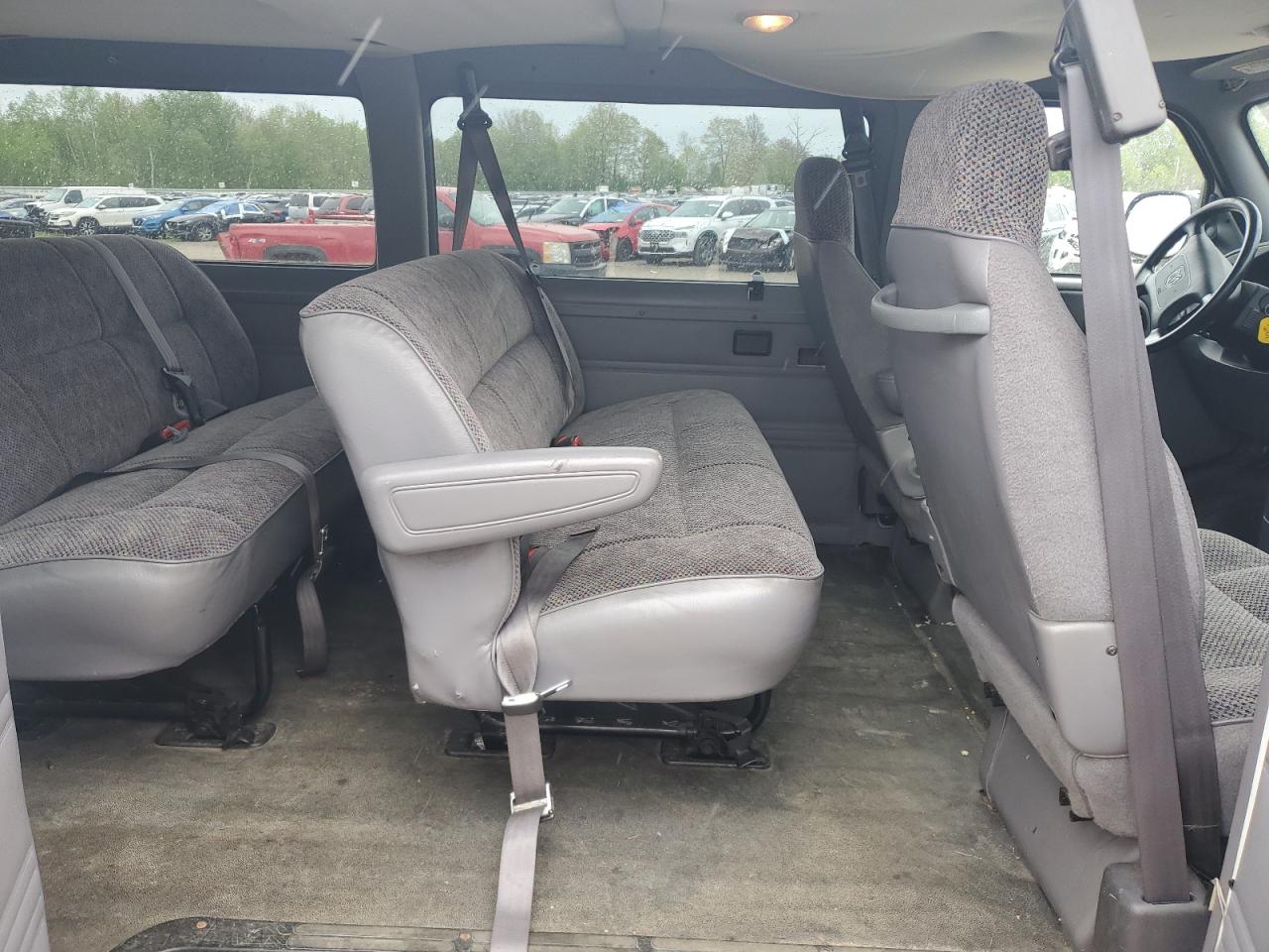 2000 Dodge Ram Wagon B3500 VIN: 2B5WB35Y5YK179904 Lot: 56724115