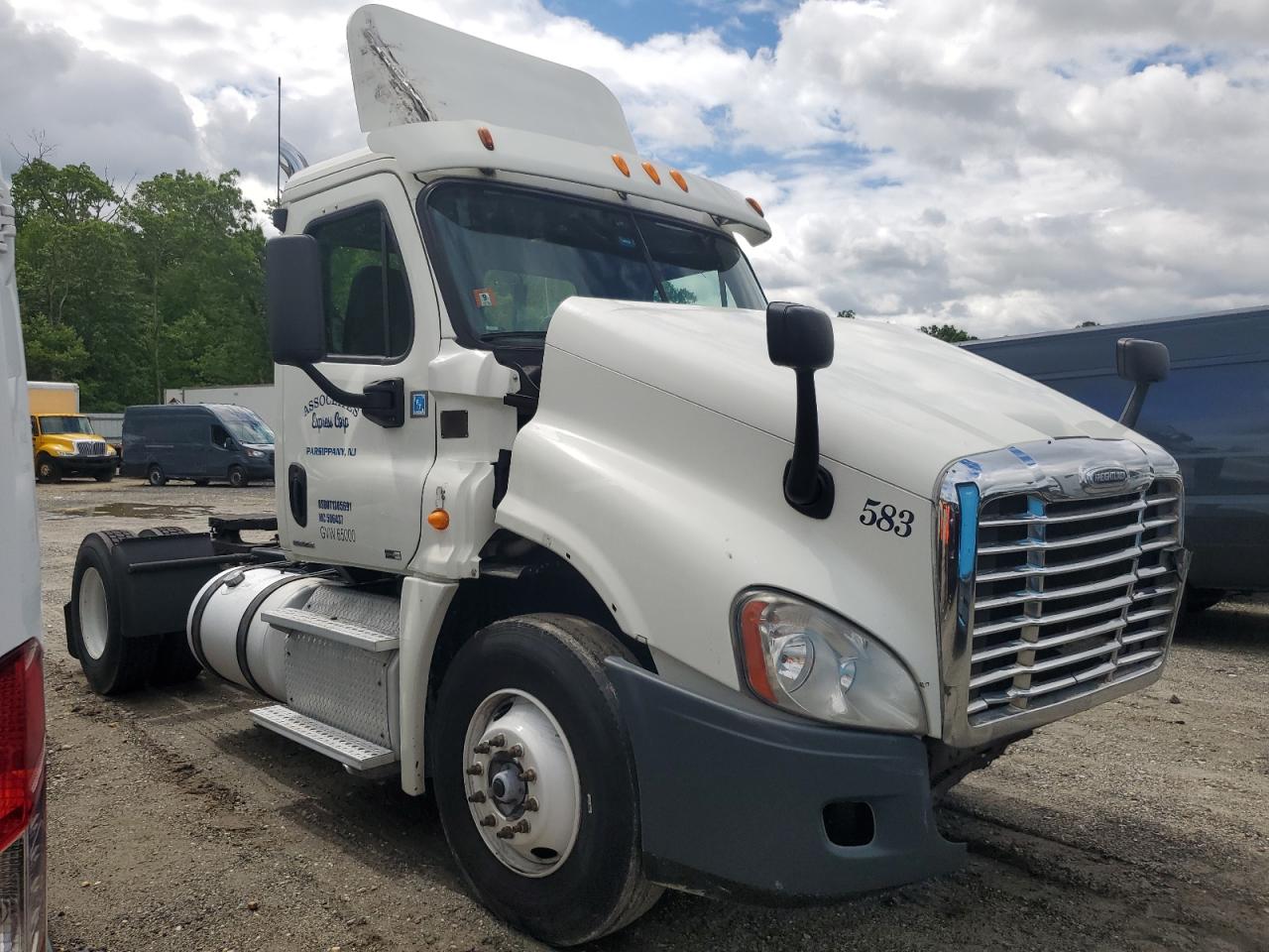 2012 Freightliner Cascadia 125 Semi Truck იყიდება Glassboro-ში, NJ - Front End