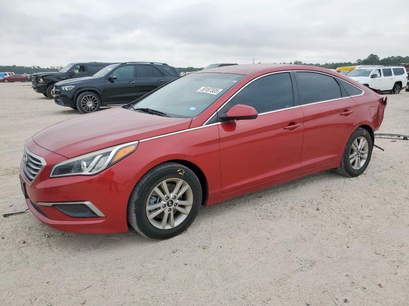  HYUNDAI SONATA 2016 Czerwony