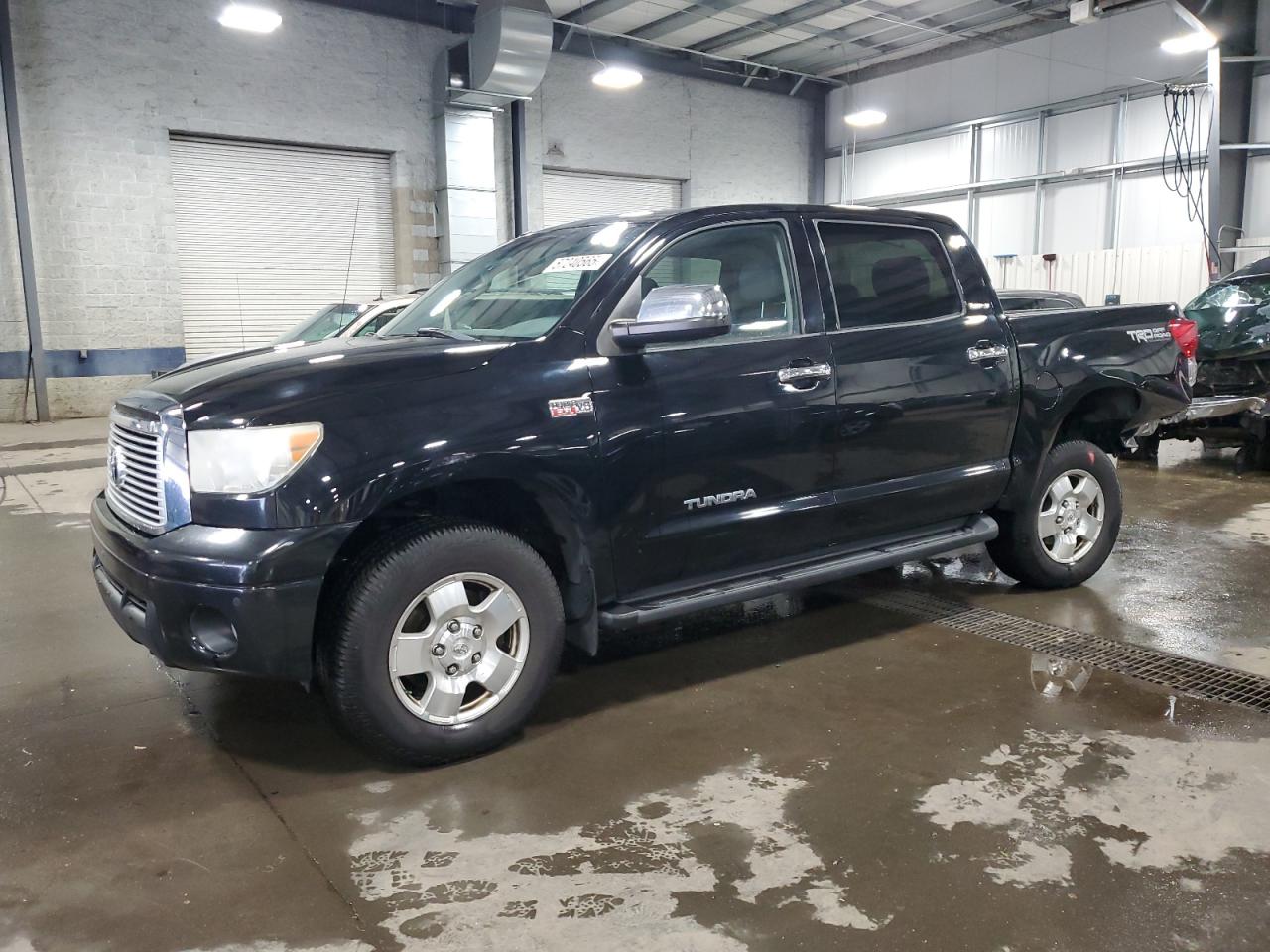 2013 Toyota Tundra Crewmax Limited for Sale in Ham Lake, MN - Rear End