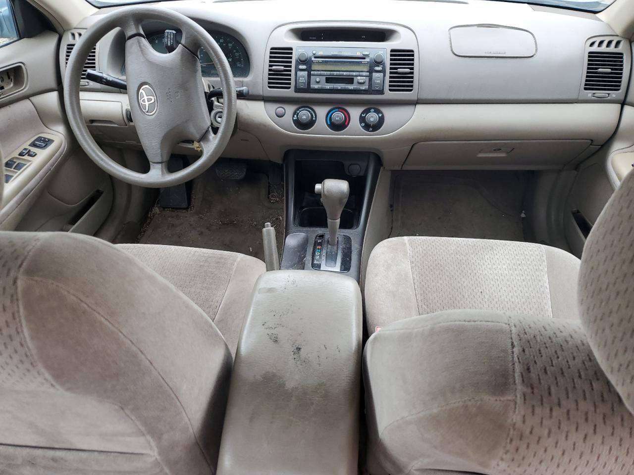 2002 Toyota Camry Le VIN: 4T1BE32K32U578286 Lot: 57104045