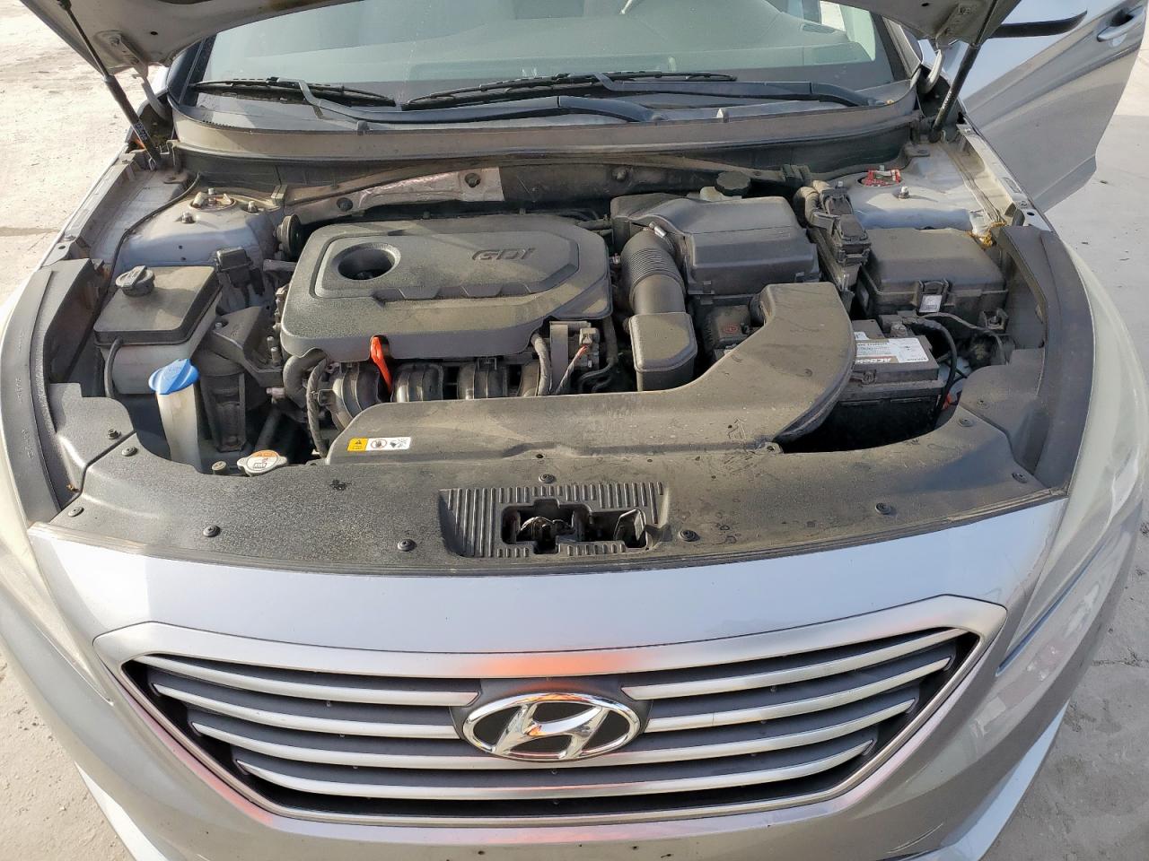 2015 Hyundai Sonata Se VIN: 5NPE24AF2FH191149 Lot: 56921245