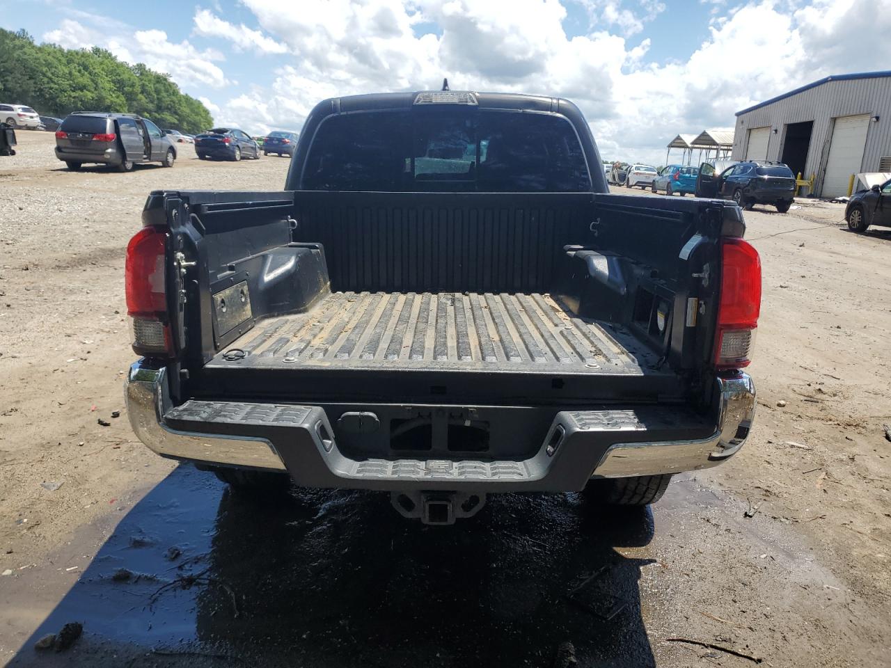 2018 Toyota Tacoma Double Cab VIN: 3TMCZ5AN9JM125281 Lot: 55569845