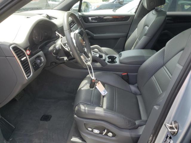  PORSCHE CAYENNE 2019 Srebrny