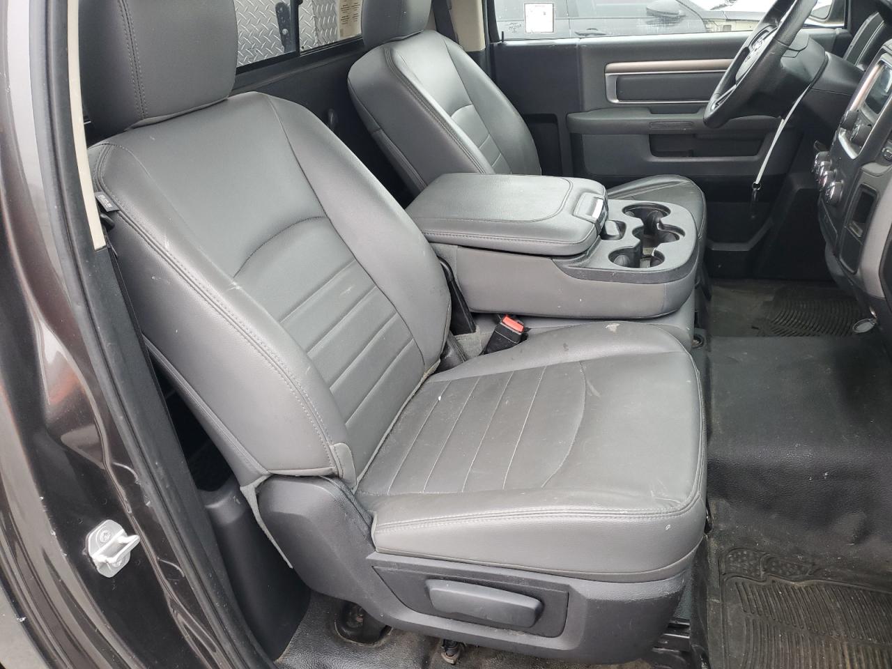 2016 Ram 1500 St VIN: 3C6JR6DTXGG239683 Lot: 57444505