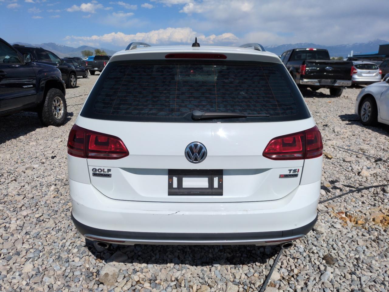 2017 Volkswagen Golf Alltrack S VIN: 3VWH17AU4HM516006 Lot: 58172155