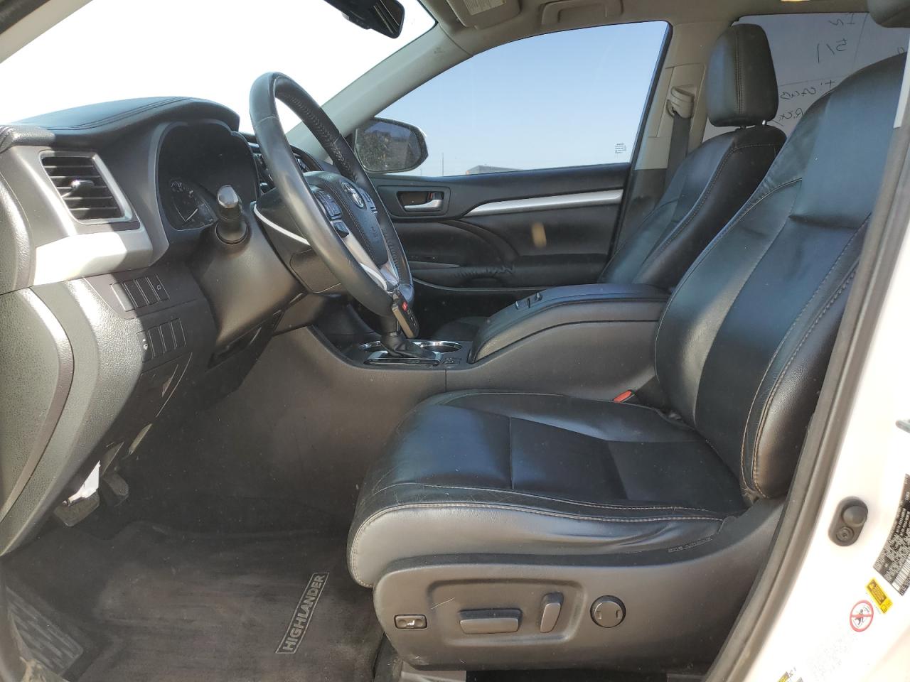2016 Toyota Highlander Xle VIN: 5TDJKRFH4GS246539 Lot: 56583125